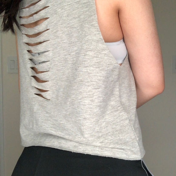 Muscle Top - Picture 2 of 4